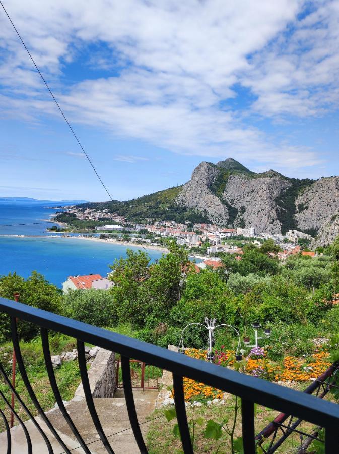 Apartment With 2 Balconies And Sea View Omiš Εξωτερικό φωτογραφία